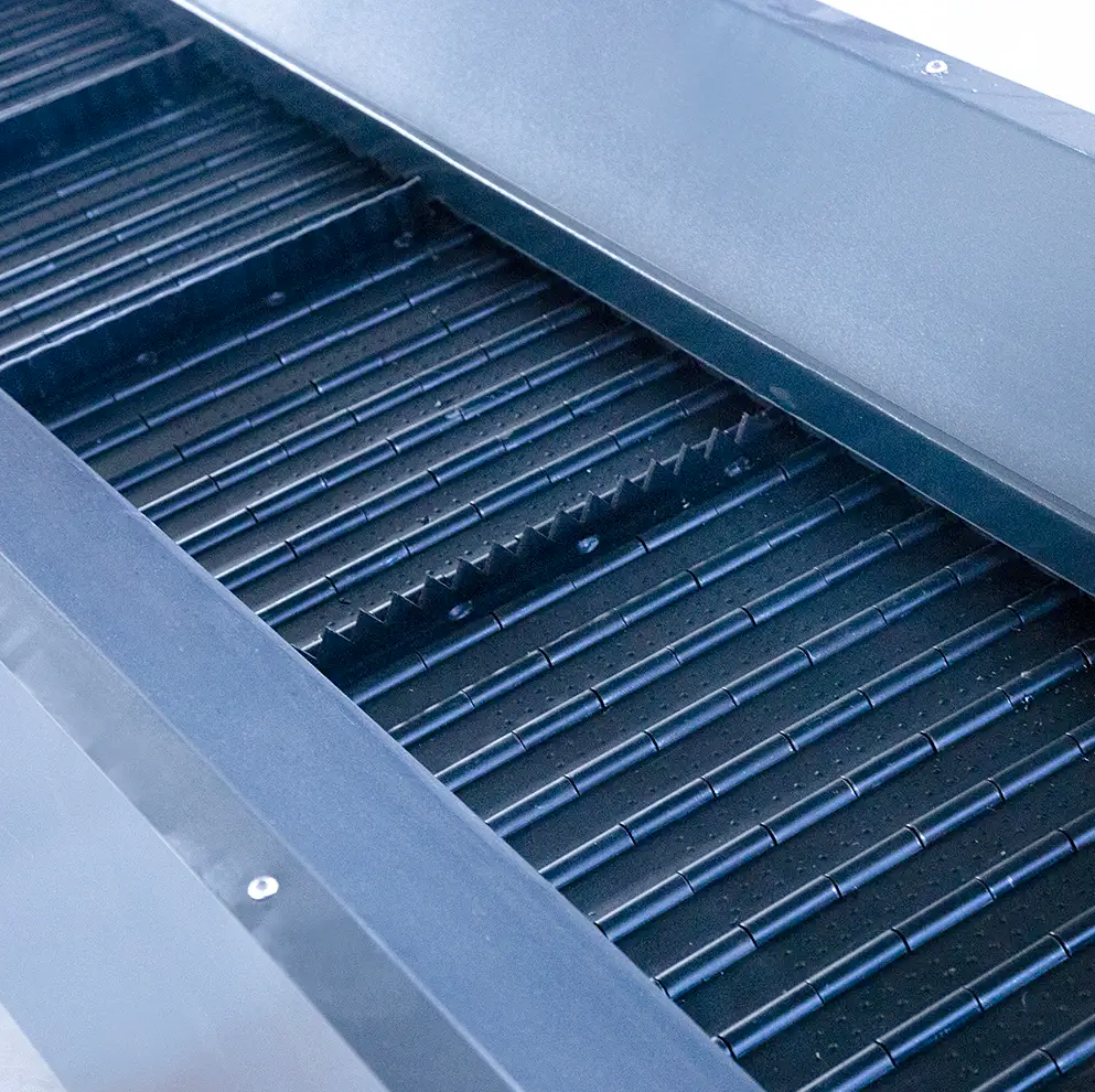 Scraper detail of chip conveyor, heavy duty scraper for powdery chips